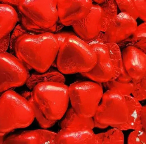 Milk Chocolate Hearts filled with caramel flavour crème - 100g